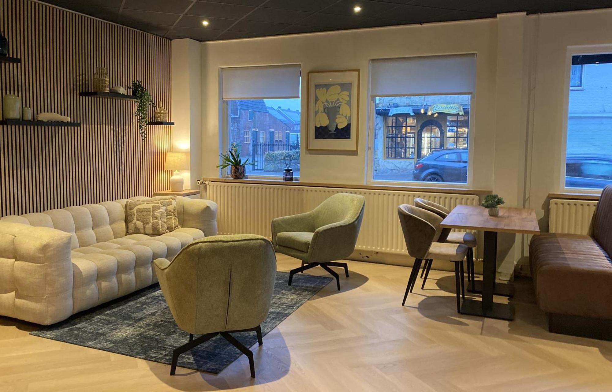 Hotel Emilia Kaatsheuvel ภายนอก รูปภาพ