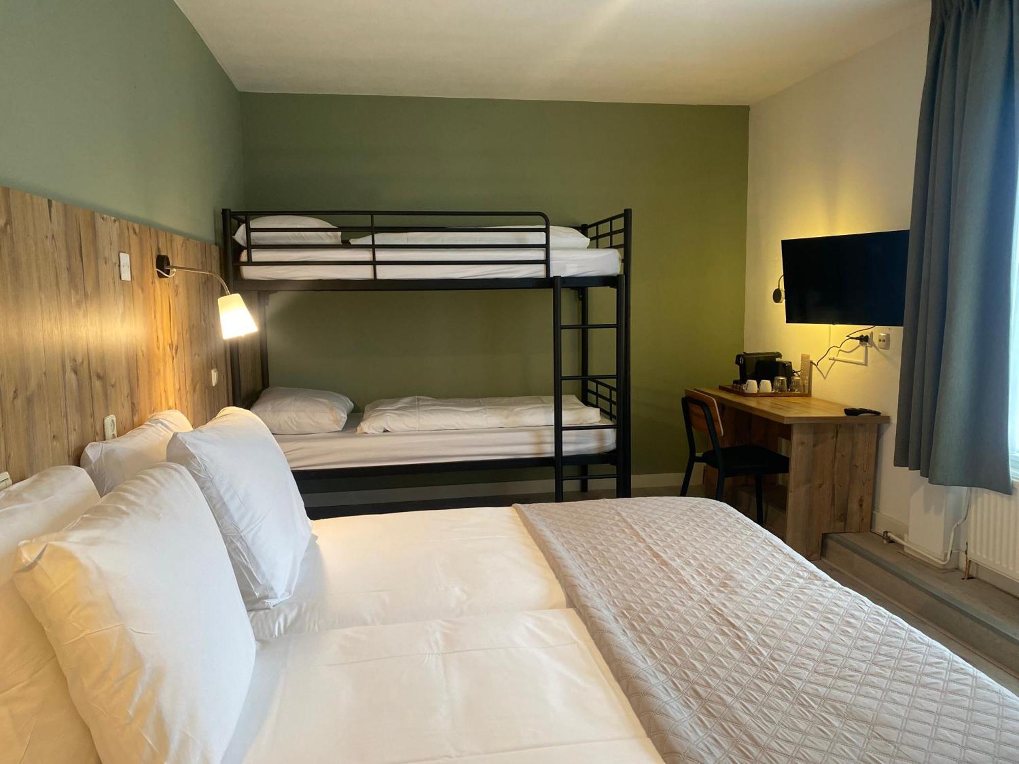 Hotel Emilia Kaatsheuvel ภายนอก รูปภาพ